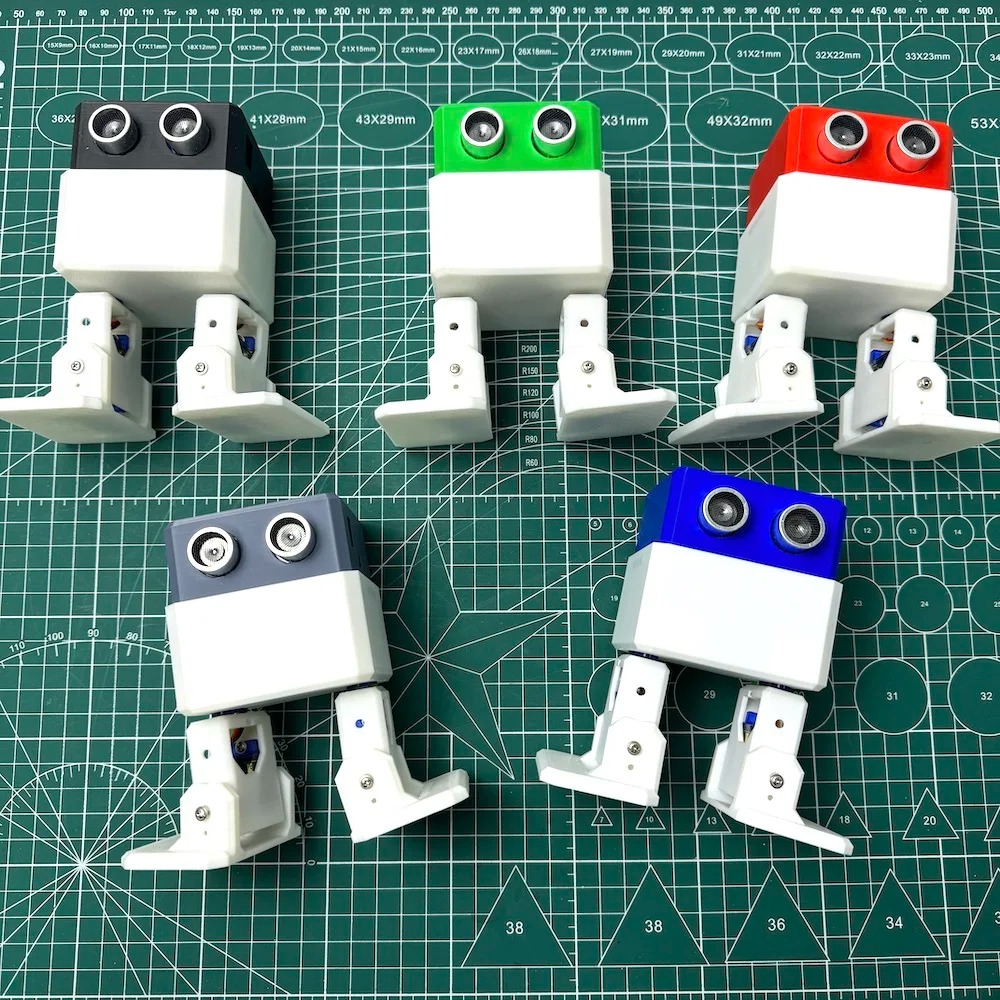 3D Printed Biped Walking Robot - огляд і ціна Arduino Robot